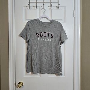 Roots Canada Gray T-Shirt